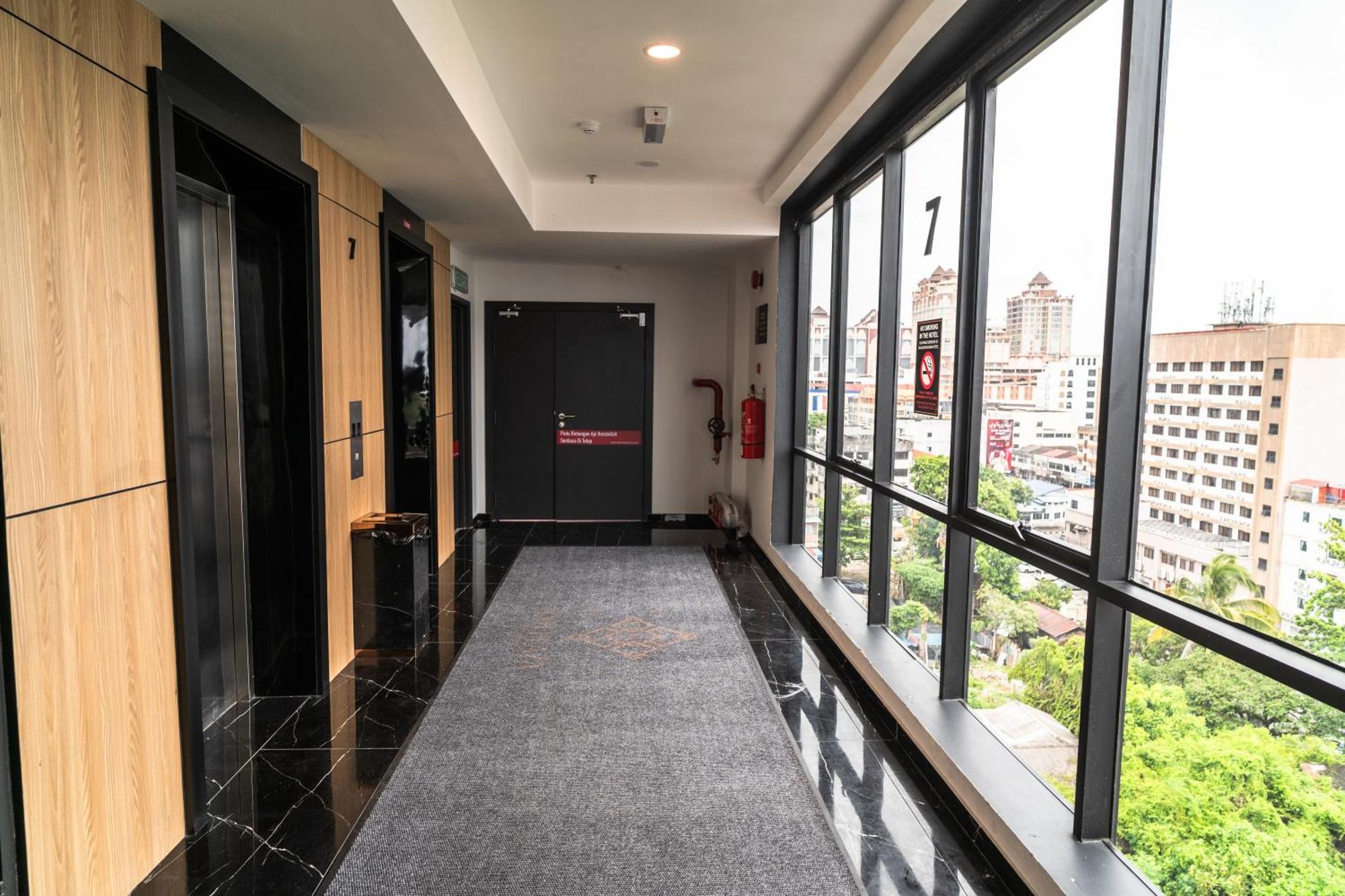 Dj Citi Plaza Hotel & Suites Kuala Terengganu Kültér fotó