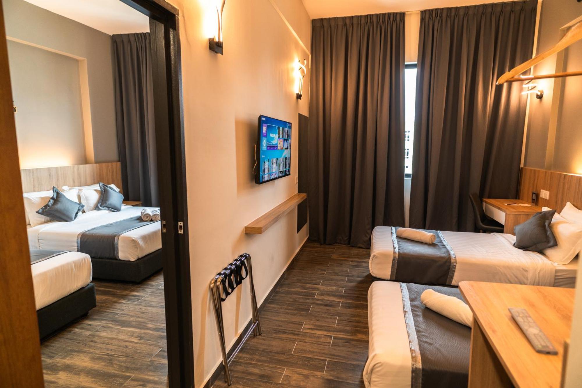 Dj Citi Plaza Hotel & Suites Kuala Terengganu Kültér fotó