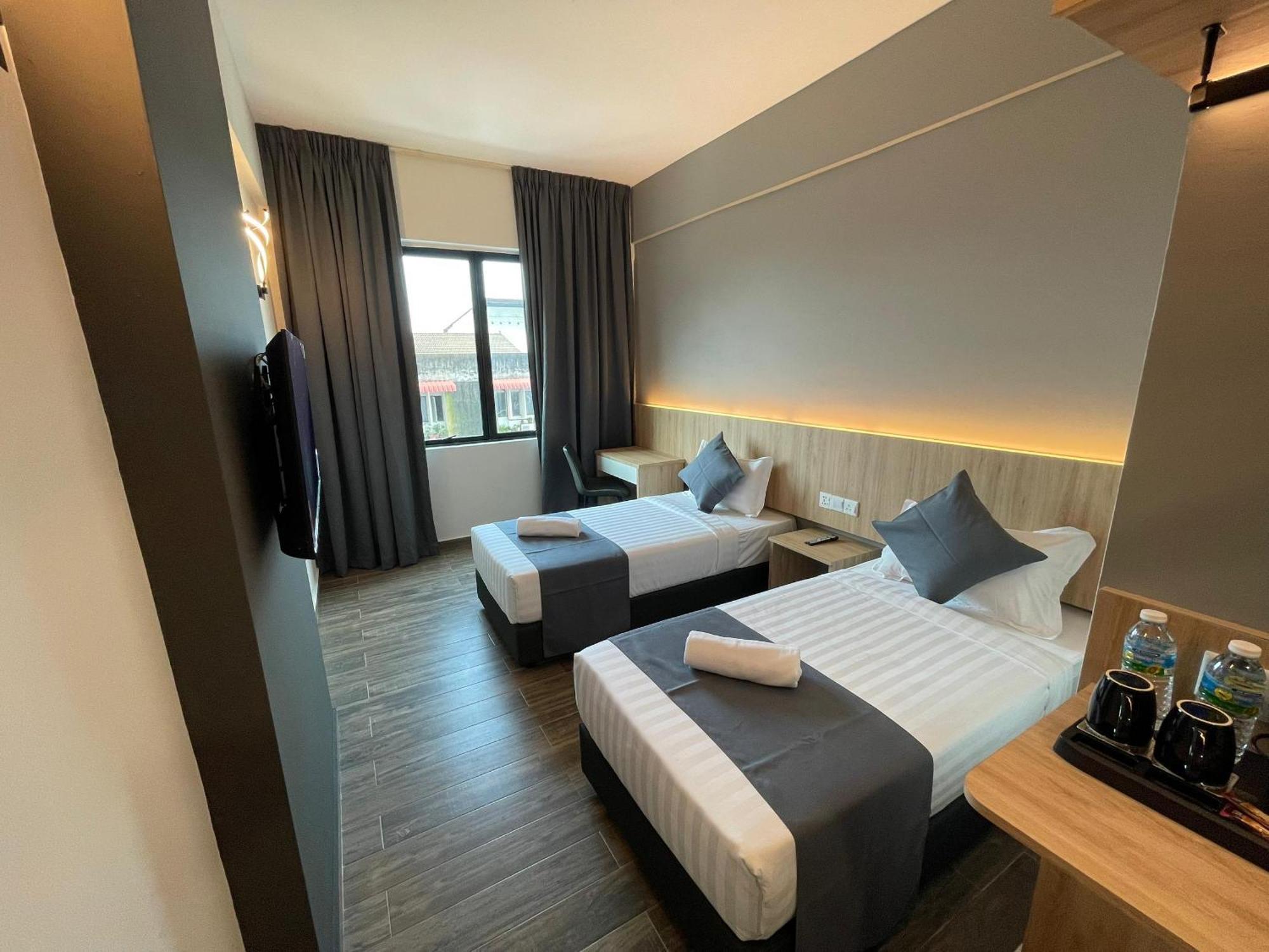 Dj Citi Plaza Hotel & Suites Kuala Terengganu Kültér fotó